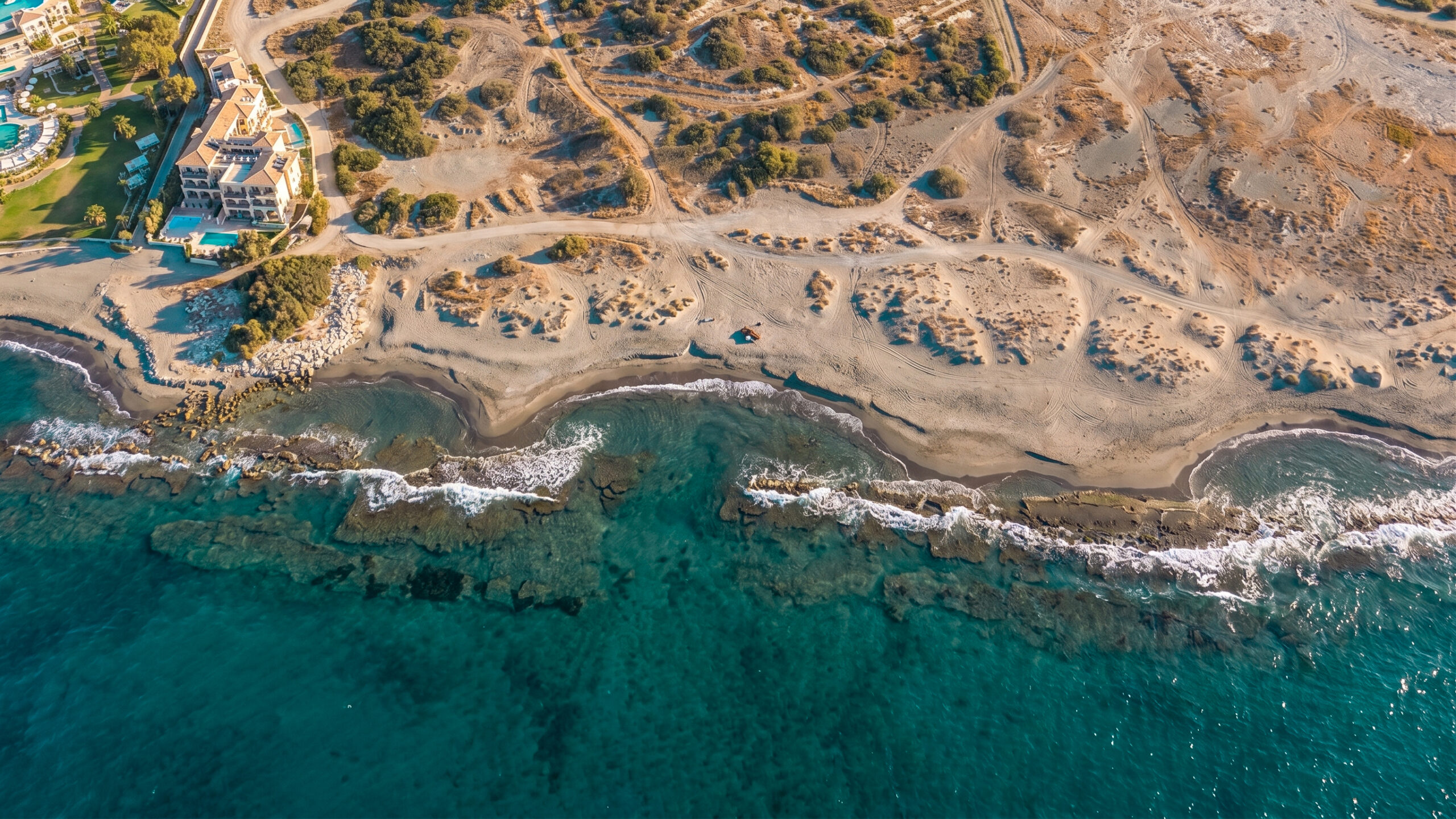 Karavopetra Beach