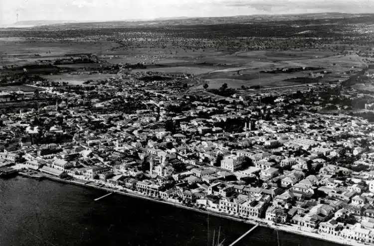 Aerial view of Limassol before the Molos land reclamation project